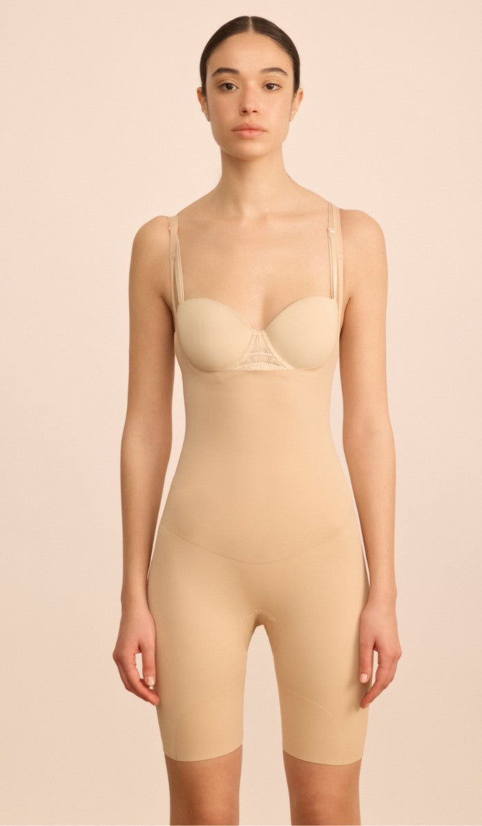Sculpting Bodysuit Open Bust - Powder