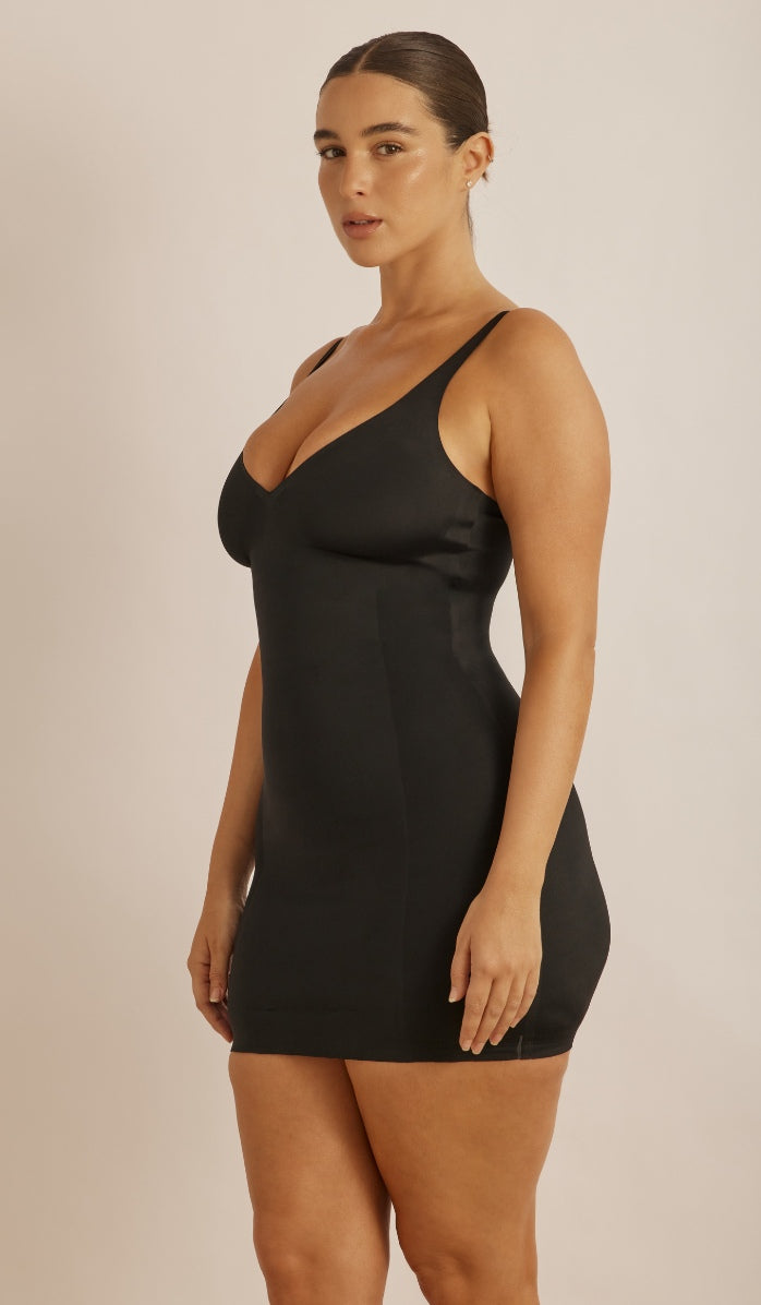 Sculpting Dress - Black