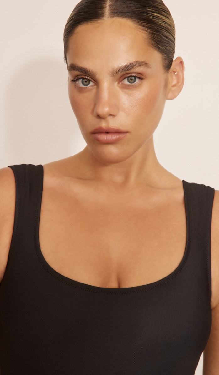 Robin One Piece - Black