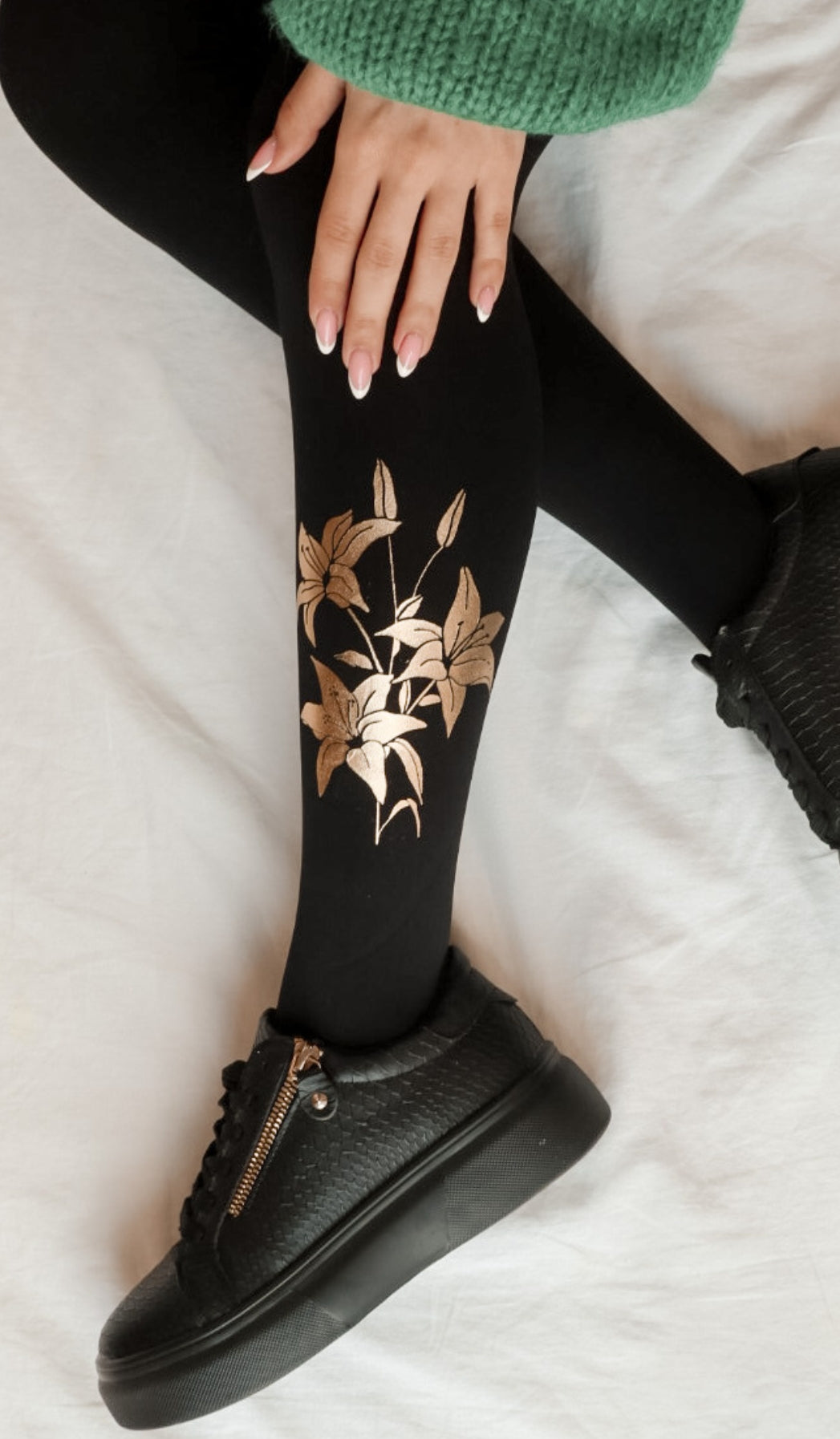 Women's Opaque Printed Tights - Lily or Not to Be Black - Detail