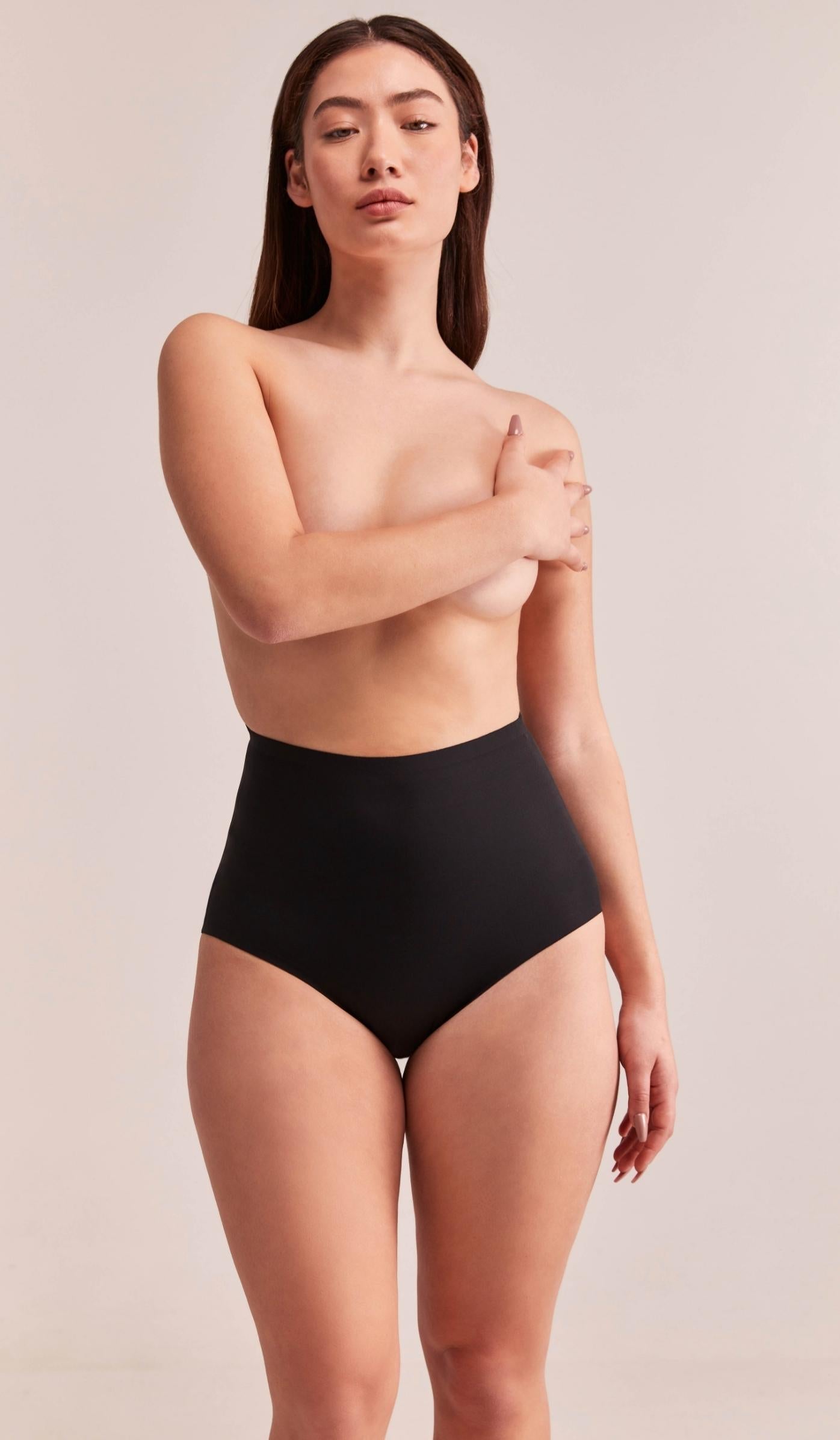 HIGH CUT PANTIES - BLACK