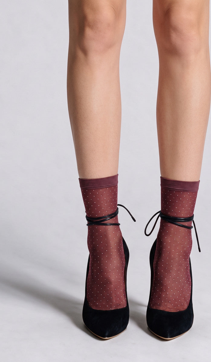 White Microdot Ankle Socks - Wine