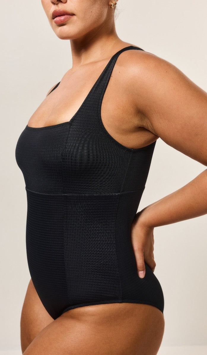 Golda One Piece - Black Micro Grid