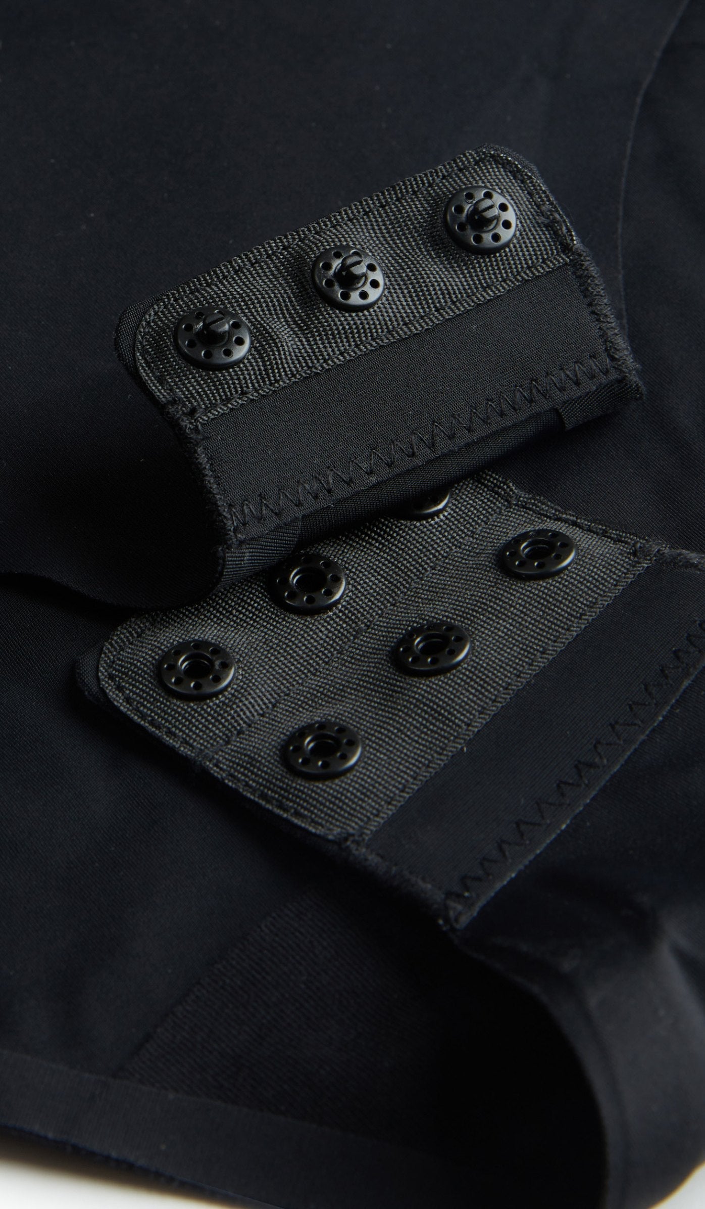 SCULPTING BODYSUIT - BLACK