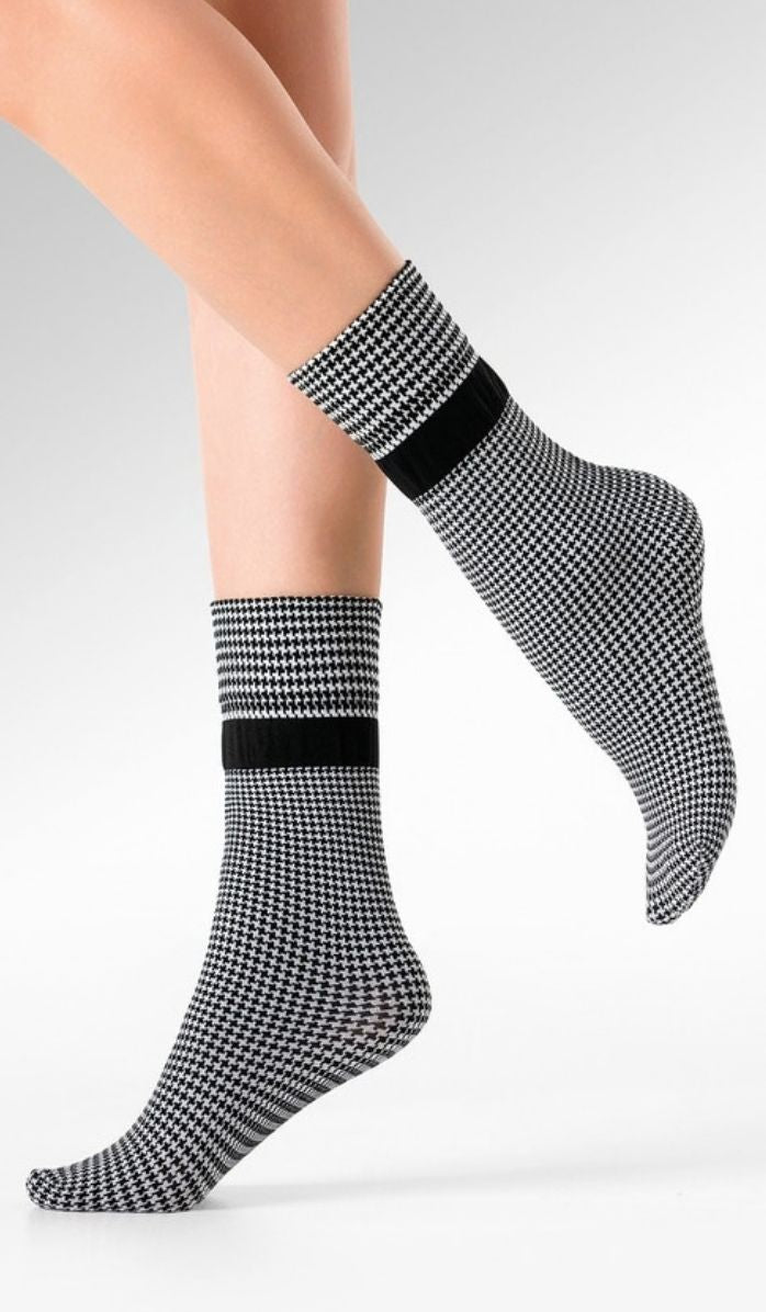 Nylon Socks - Pam White Black