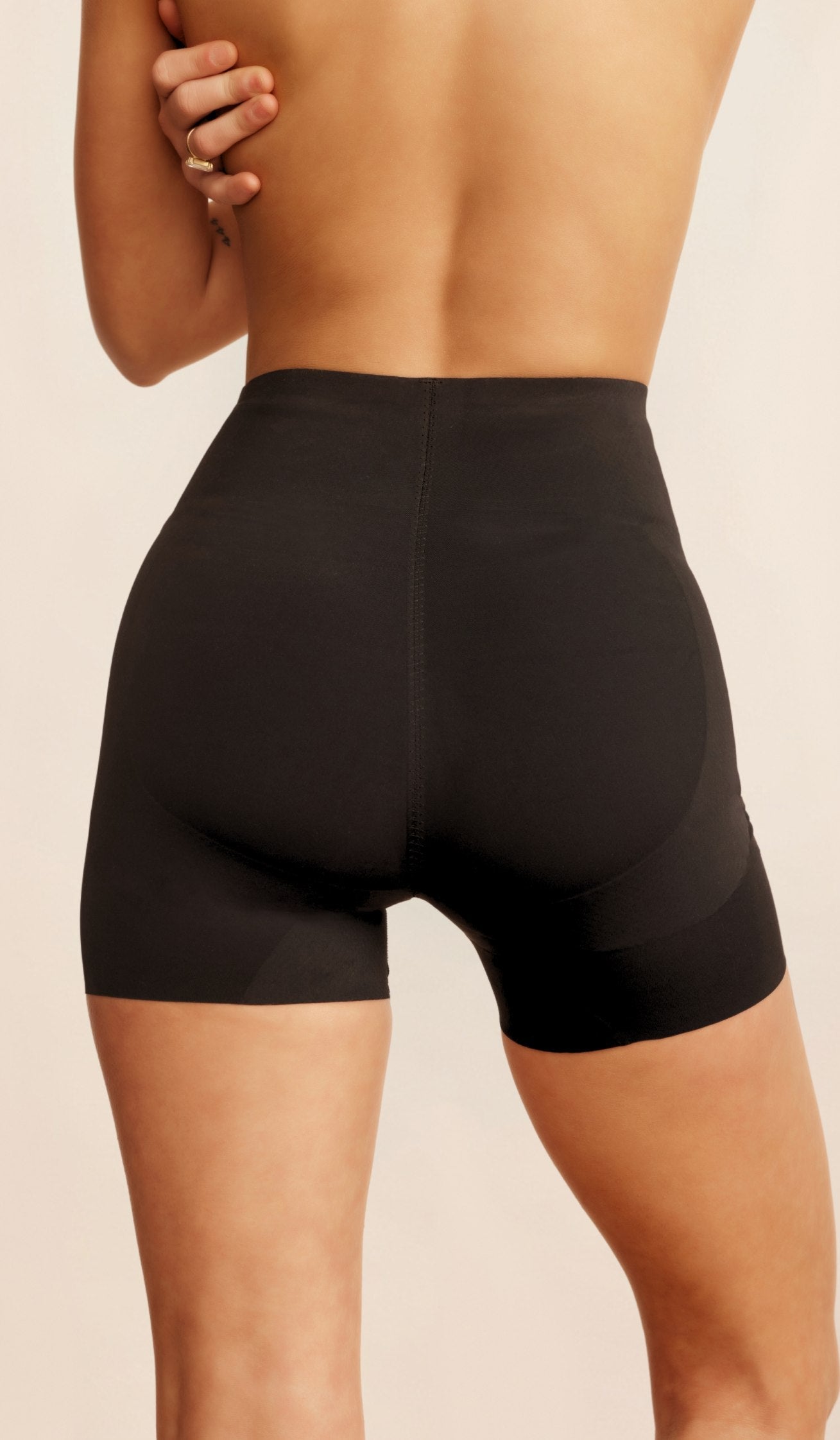Short Sculpting Shorts - Black