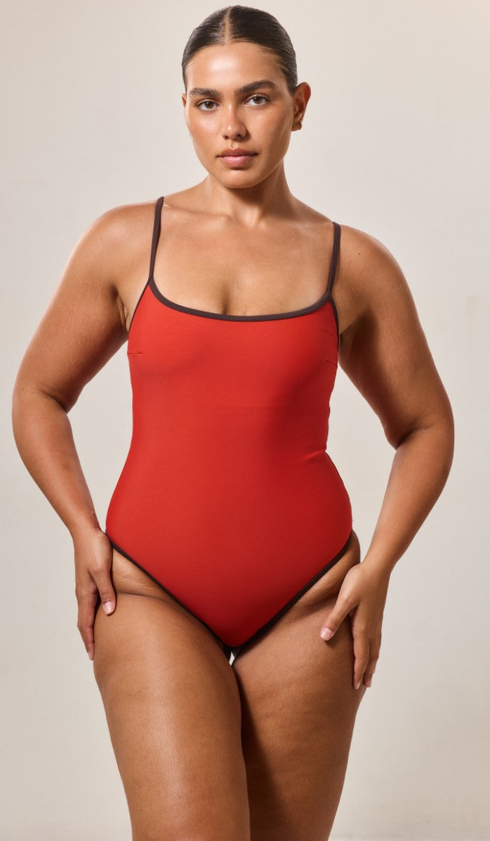 Frankie One Piece - Red Espresso