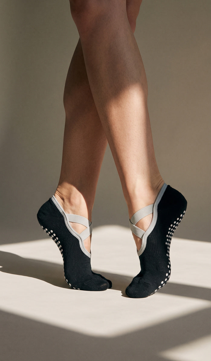 Pilates Socks - Ballet Black