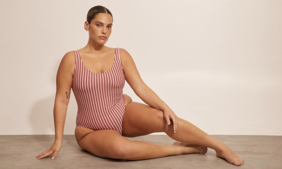 Choosing Plus Size Shaping Swimwear: Style, Support & Confidence