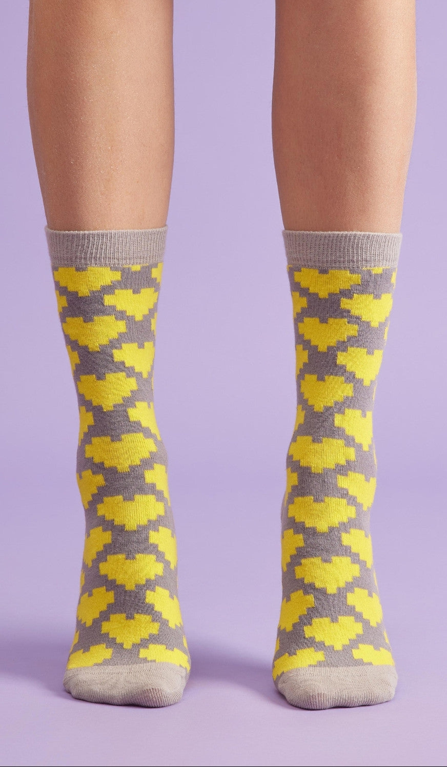 PIXEL HEARTS YELLOW - Cotton socks