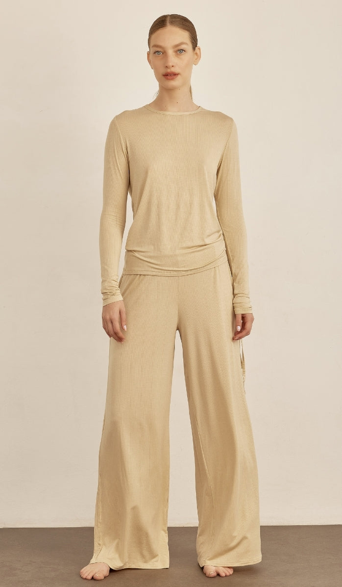 BUTTER SOFT RIB -  Sand T-shirt & lounge pants set