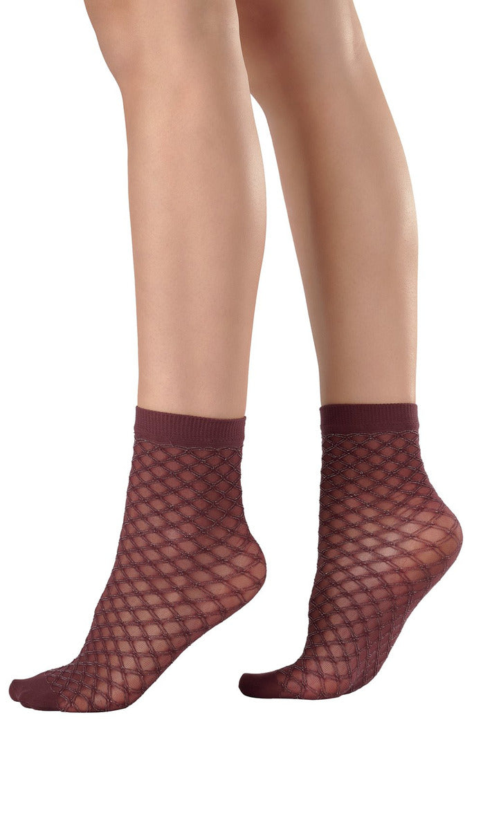 Metallic Diamond Mesh Ankle Socks - Wine