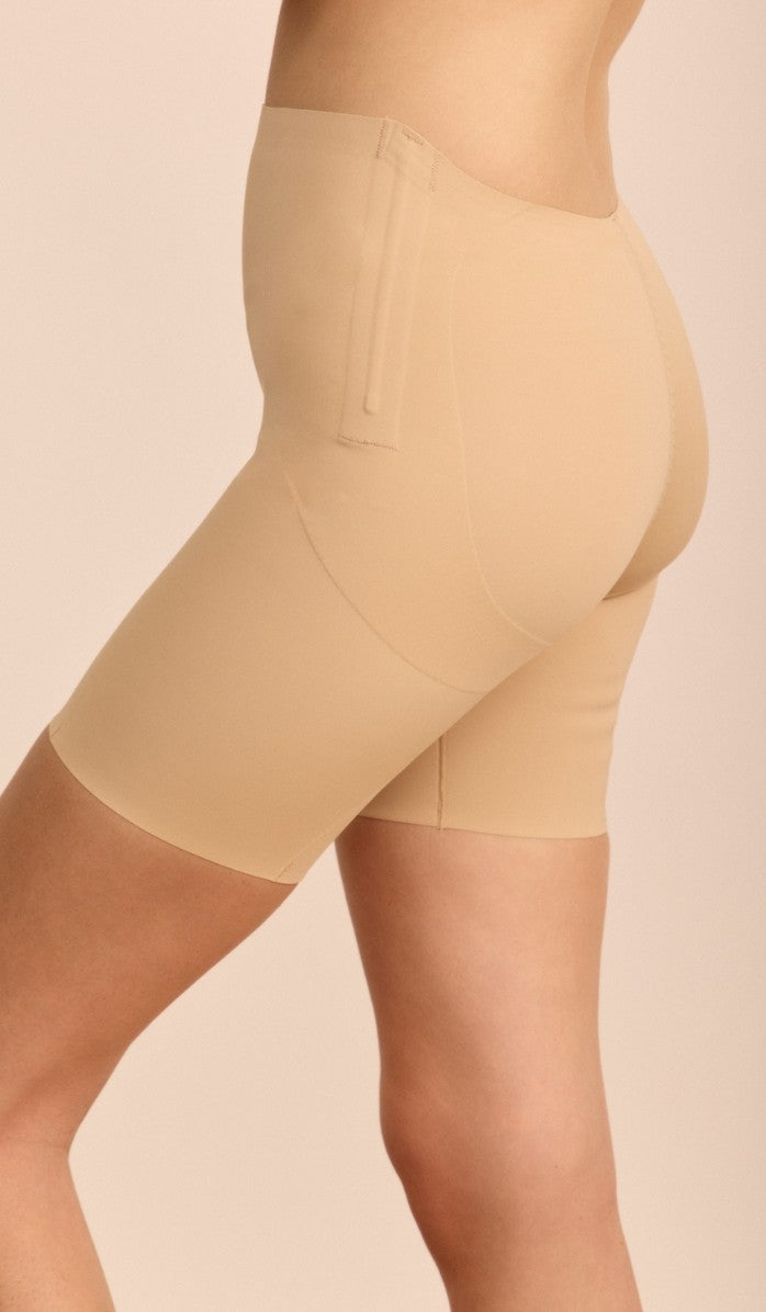 LOW-BACK SCULPTING SHORTS - POWDER