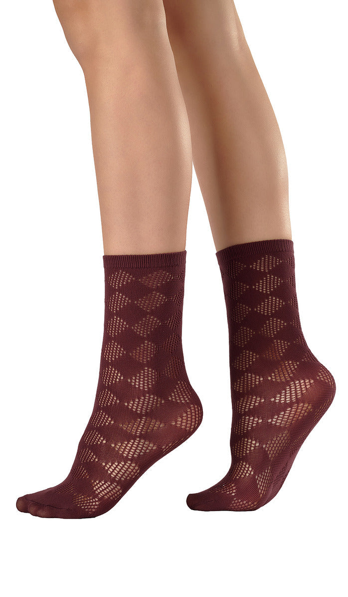 Crochet Diamond Ankle Socks - Wine