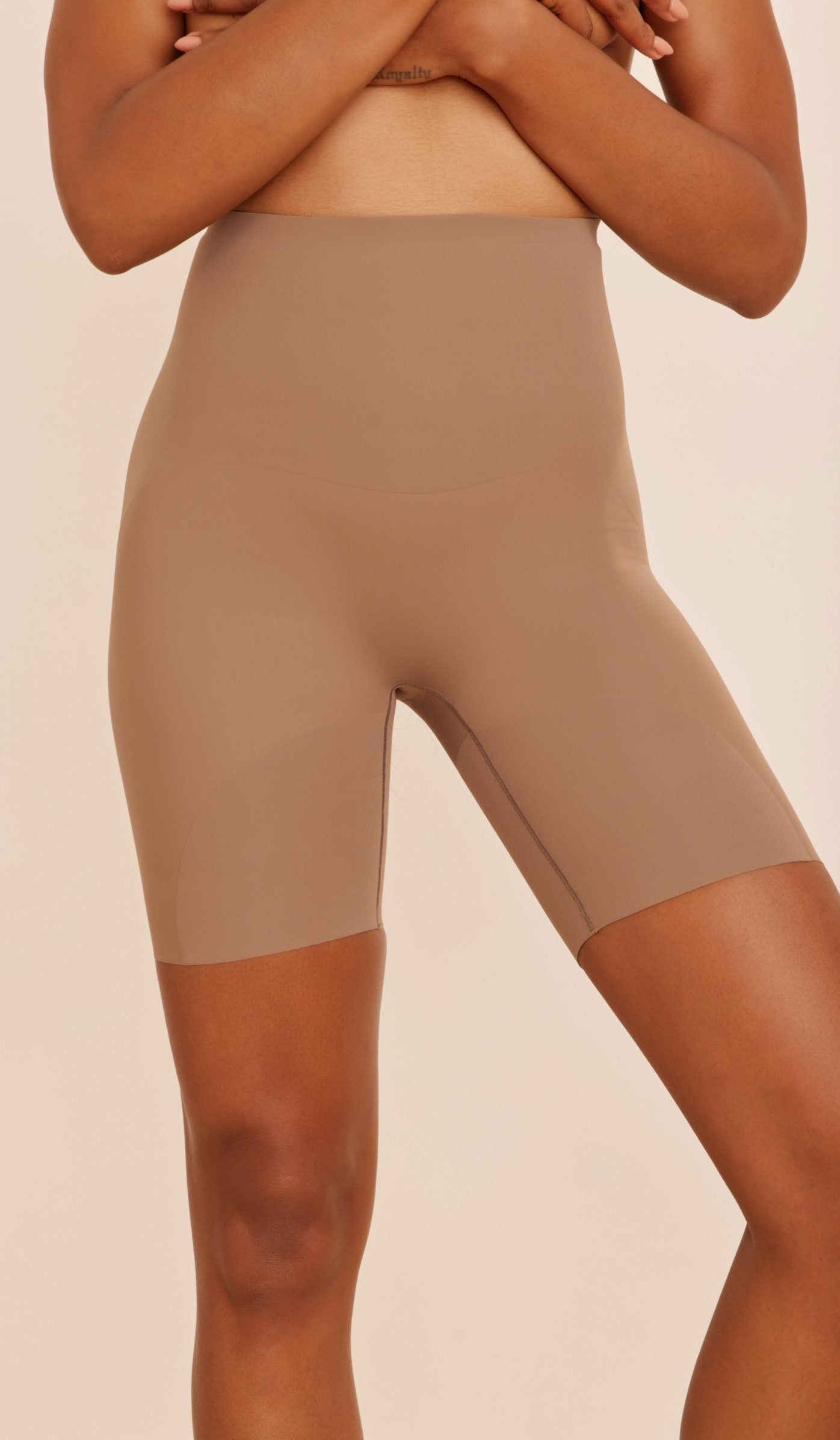 Sculpting Shorts - Mocha