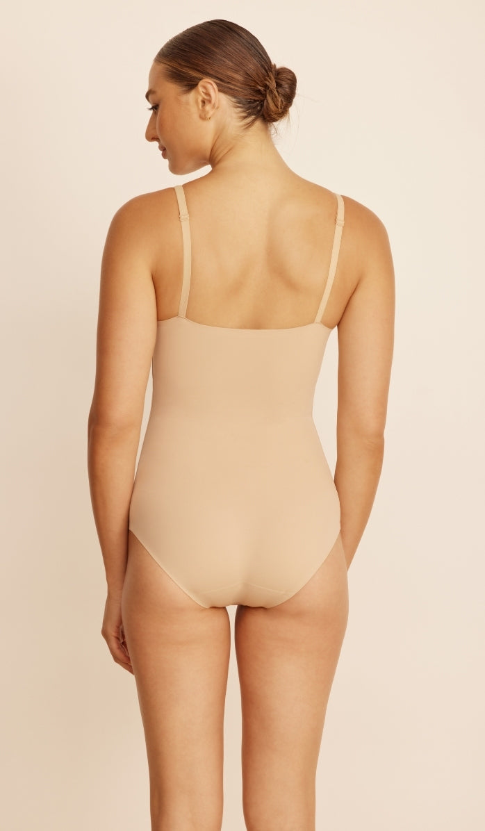 Sculpting Bodysuit - Powder