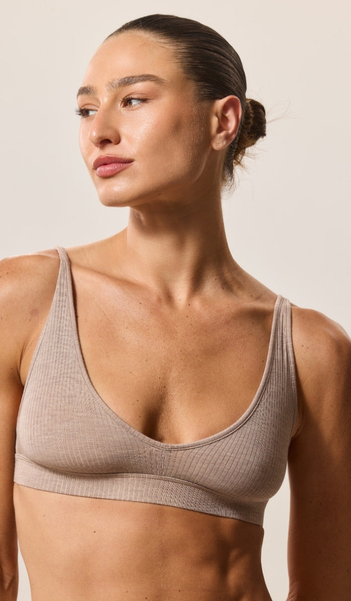 Bra with V-Neckline - Rib Modal Mocha
